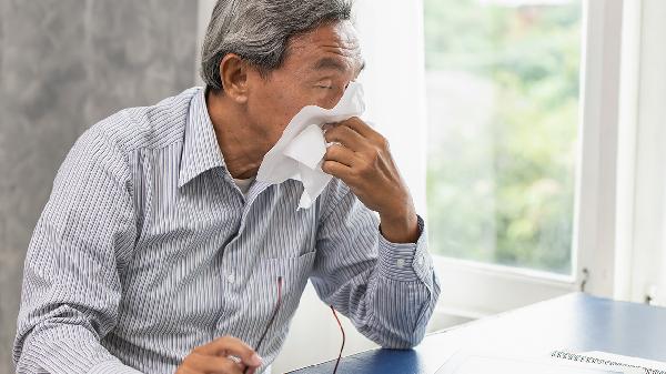 白领一族简单呈现这几种健康危险 一定要谨防